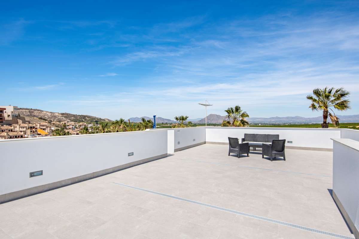 NEW VILLA FOR SALE AT GOLF LA FINCA IN ALGORFA