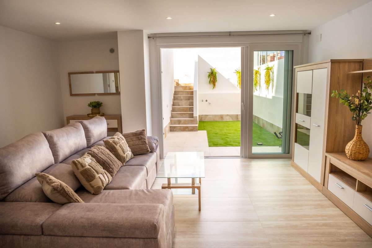 HOUSE FOR SALE, CIUDAD QUESADA