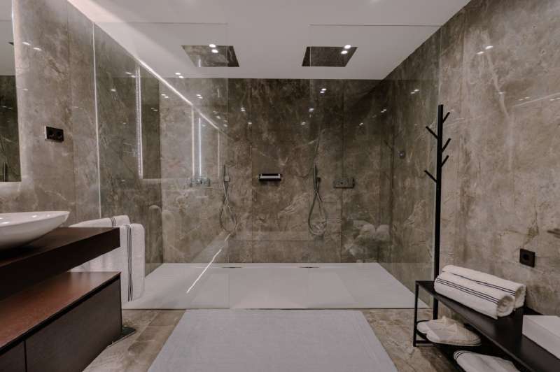 full-gallery24