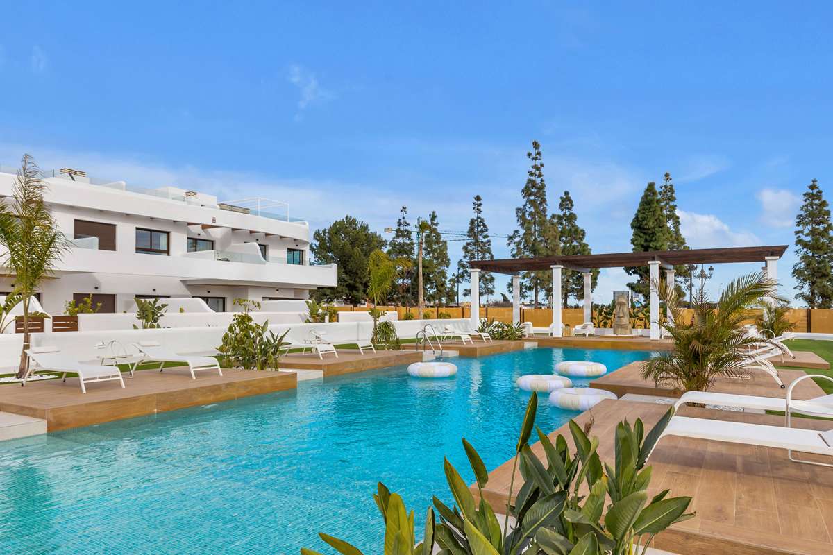 APARTMENT FOR SALE, LOS ALCÁZARES