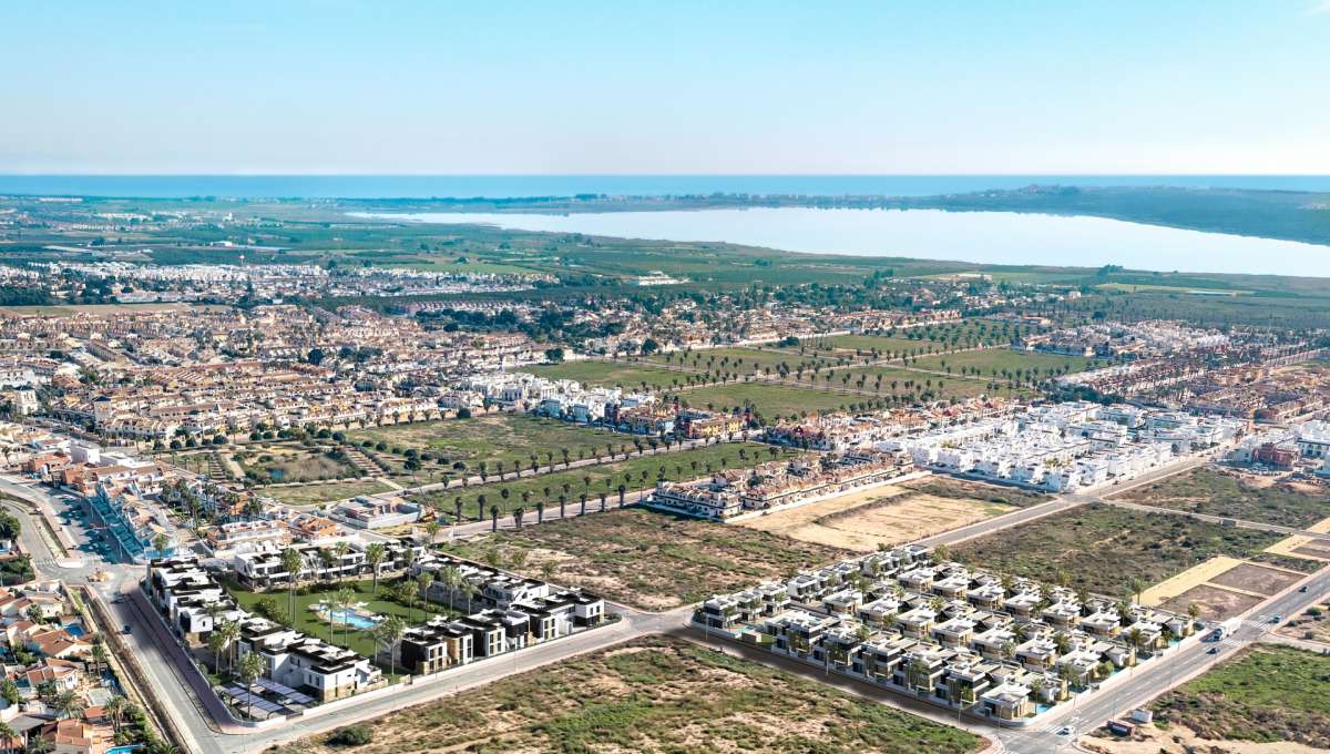 HOUSE FOR SALE, CIUDAD QUESADA