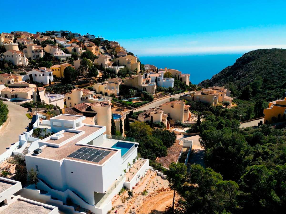 VILLA FOR SALE, BENITACHELL