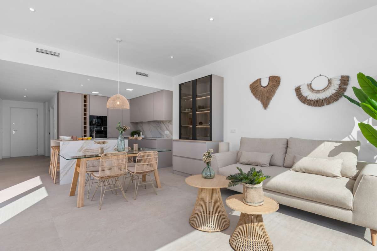 HOUSE FOR SALE, LOS ALCÁZARES