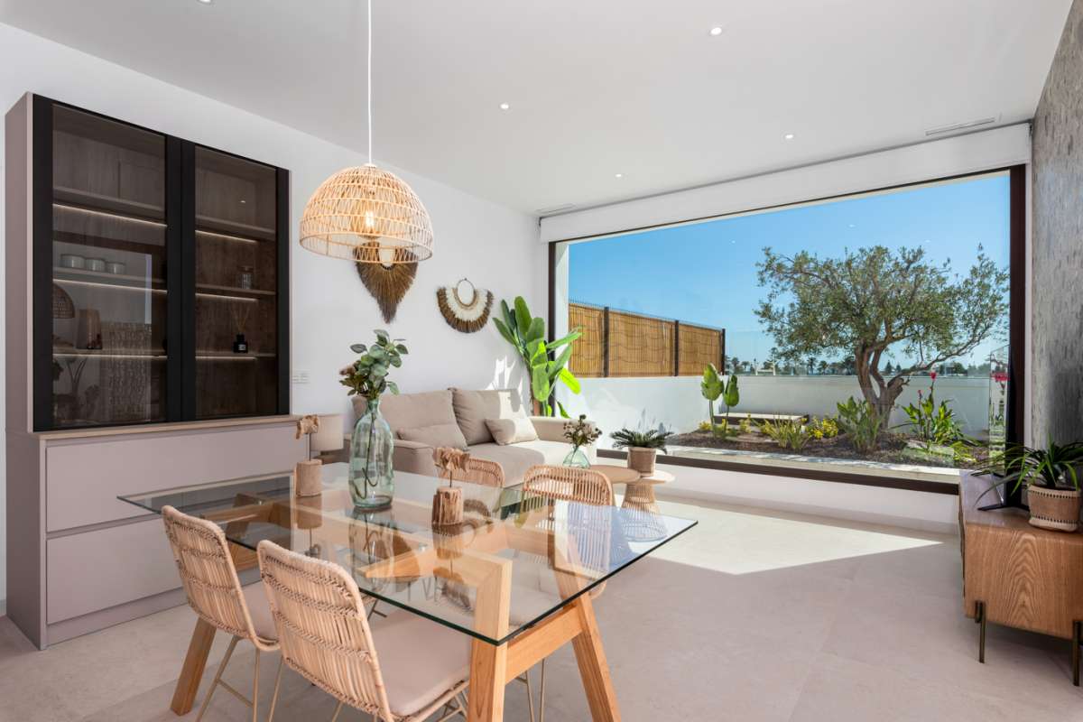 HOUSE FOR SALE, LOS ALCÁZARES