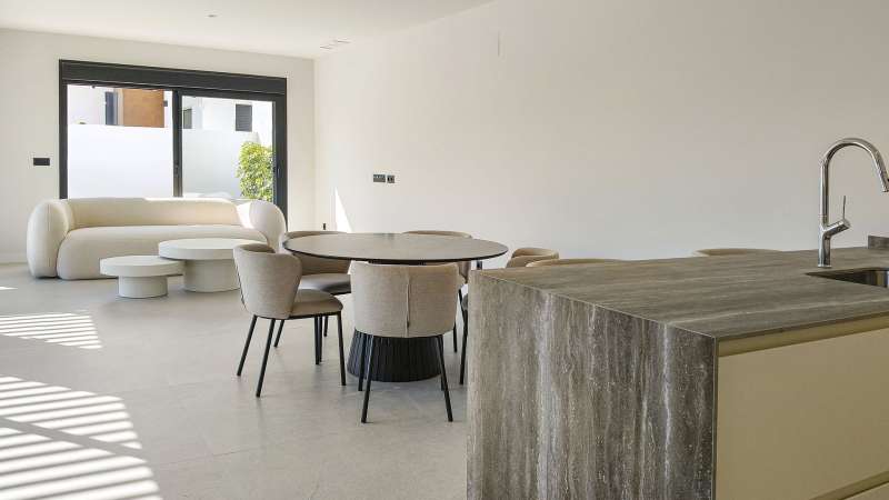 full-gallery24