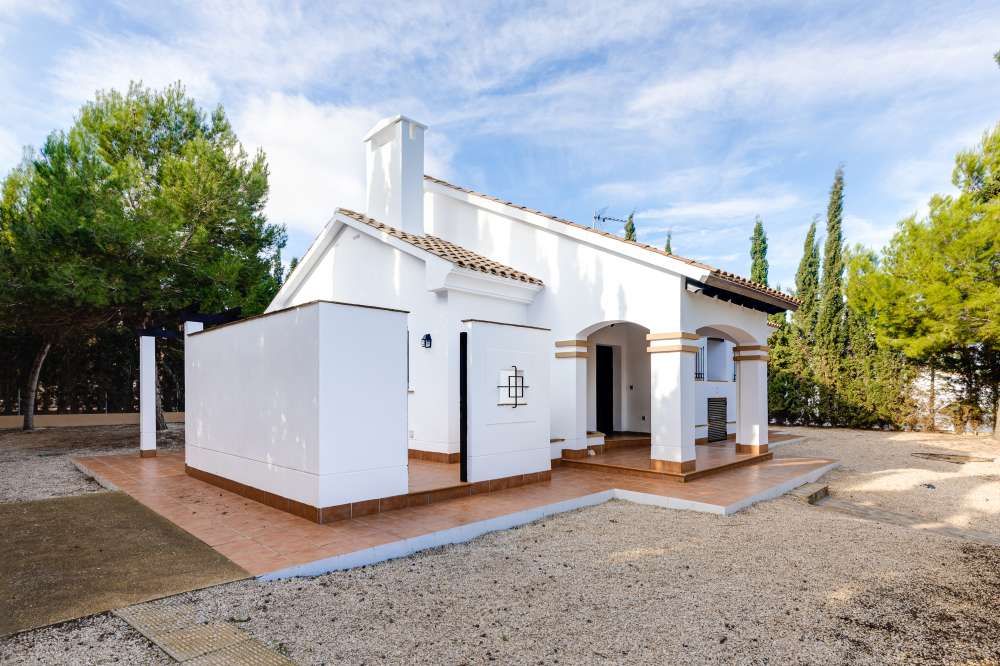 Exterior 1