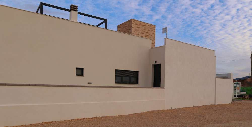 Exterior 1