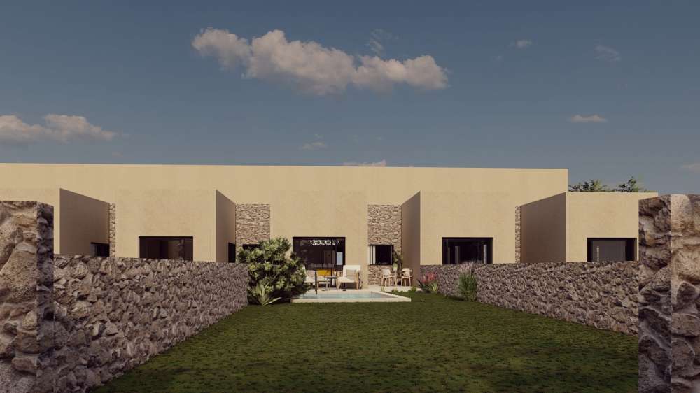 Exterior 1