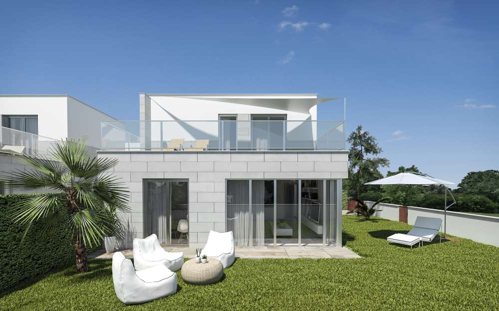 Exterior 1