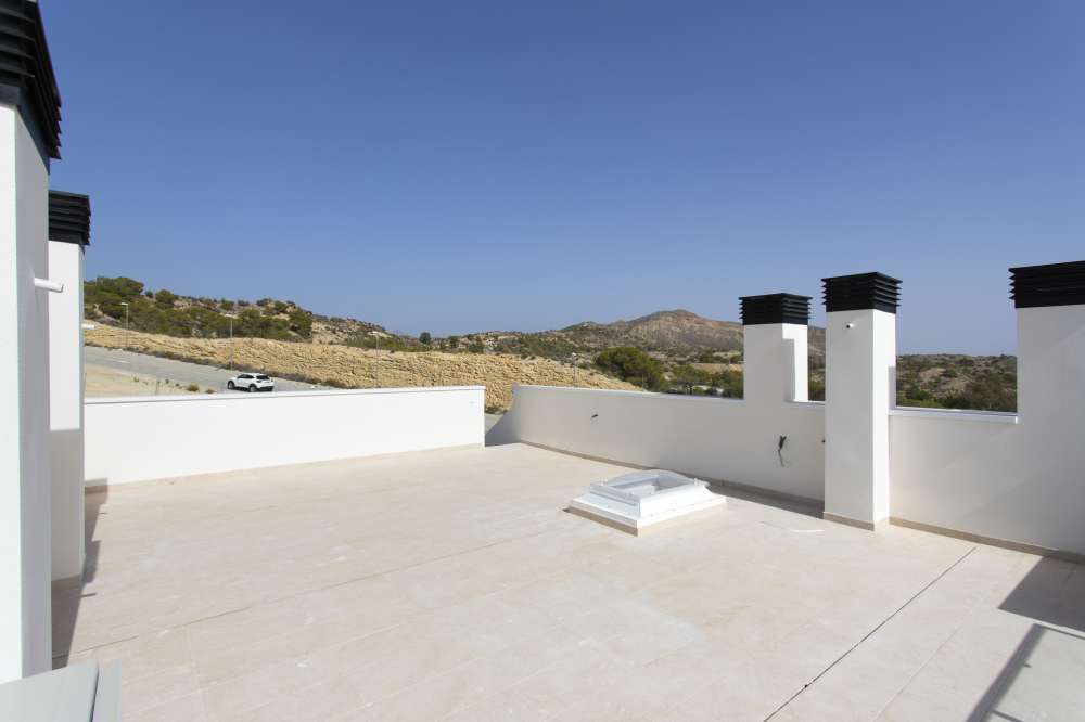 Exterior 1