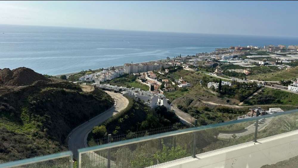Exterior 1