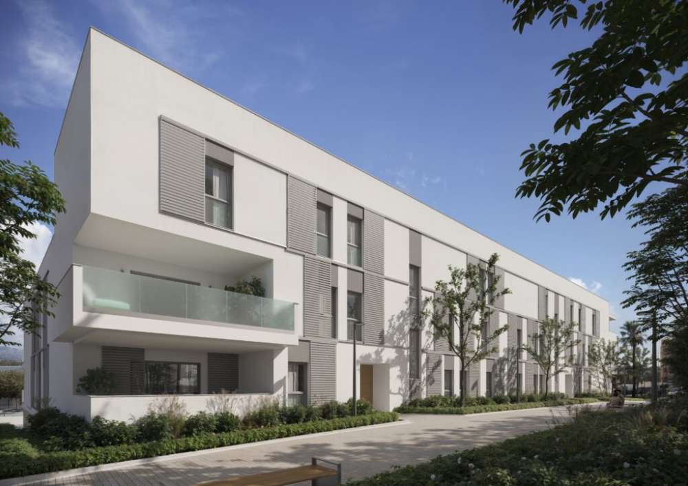 Exterior 1