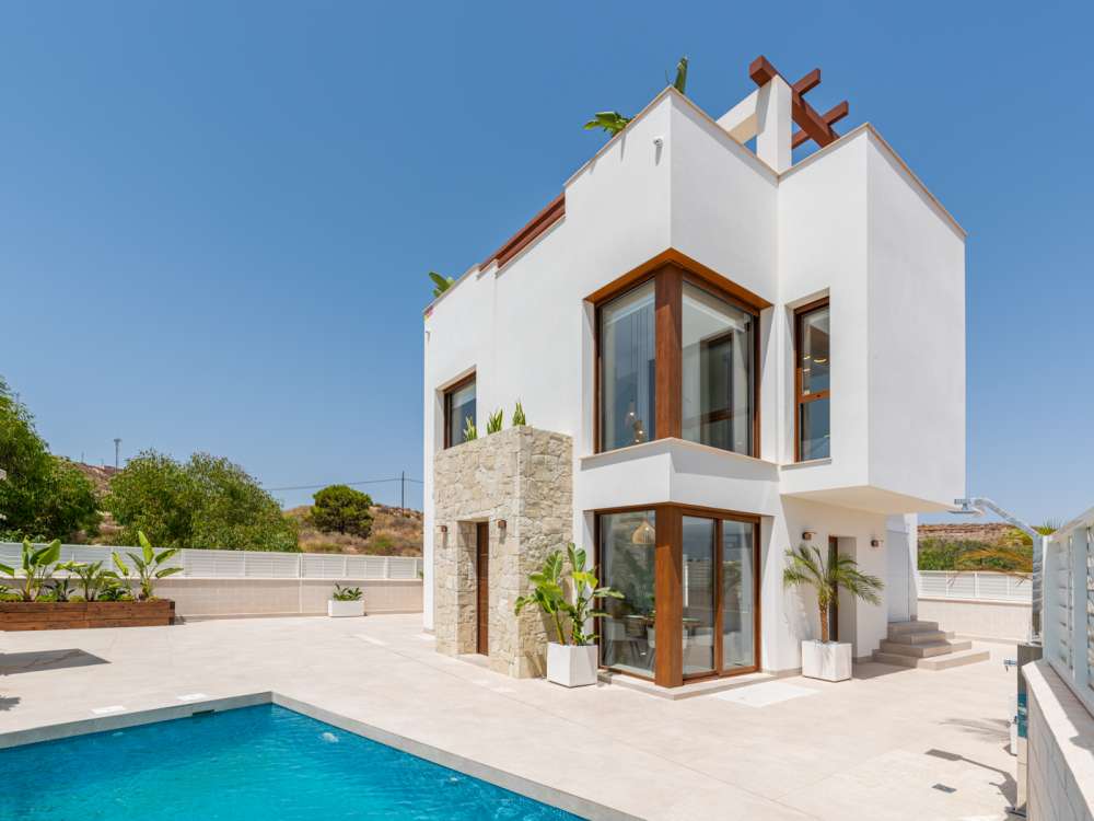 Exterior 1