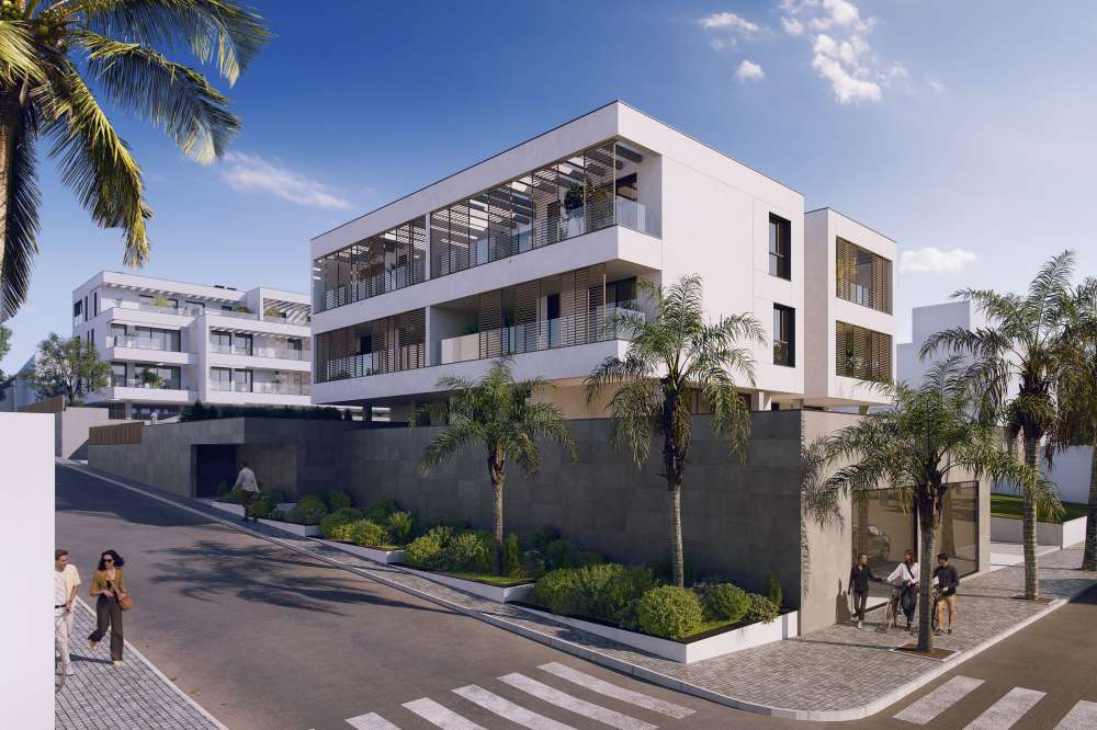 Exterior 1