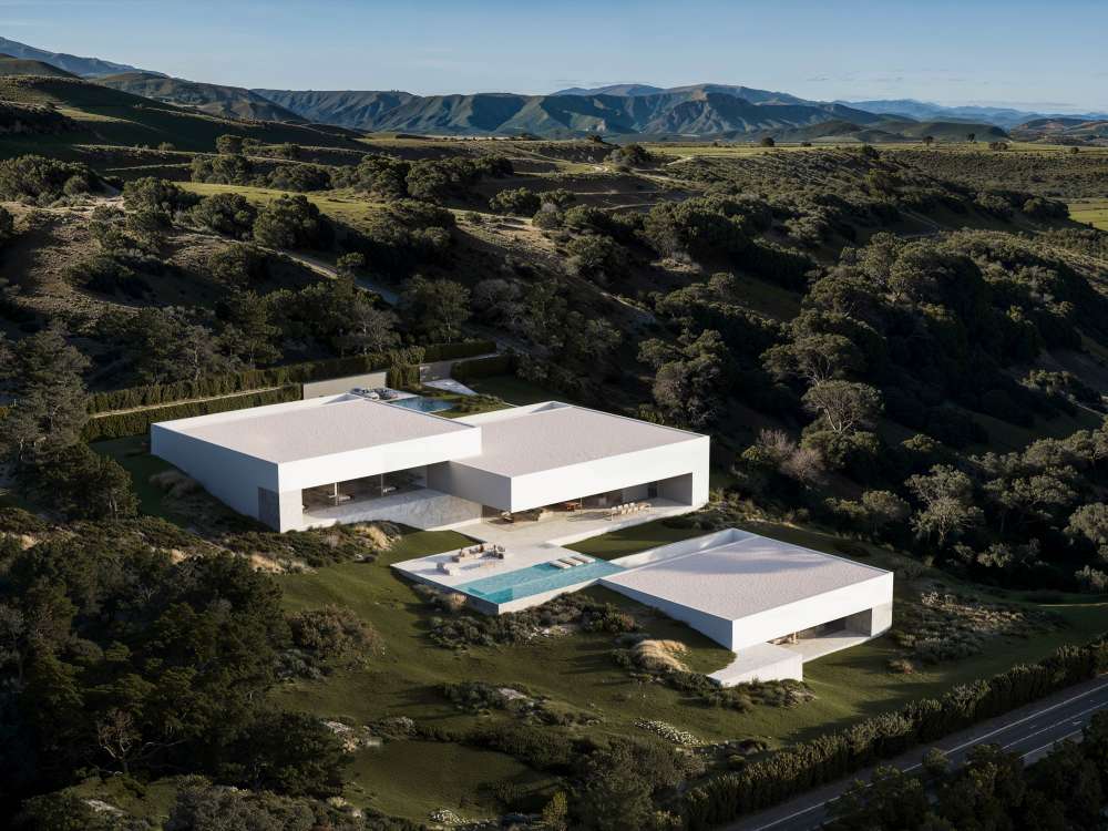 Exterior 1