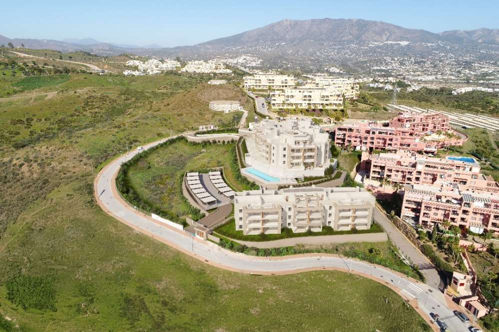 Exterior 1