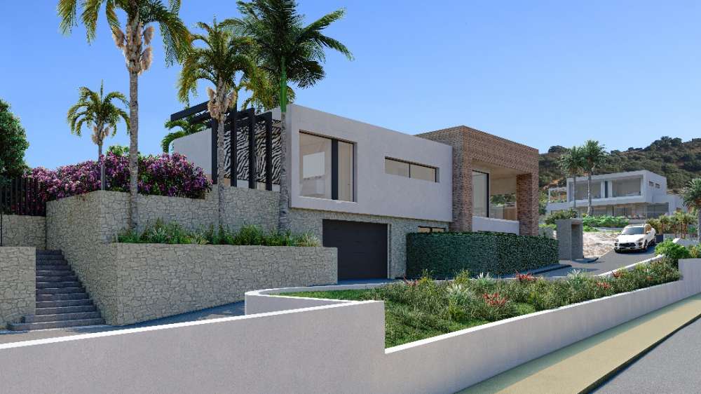 Exterior 1
