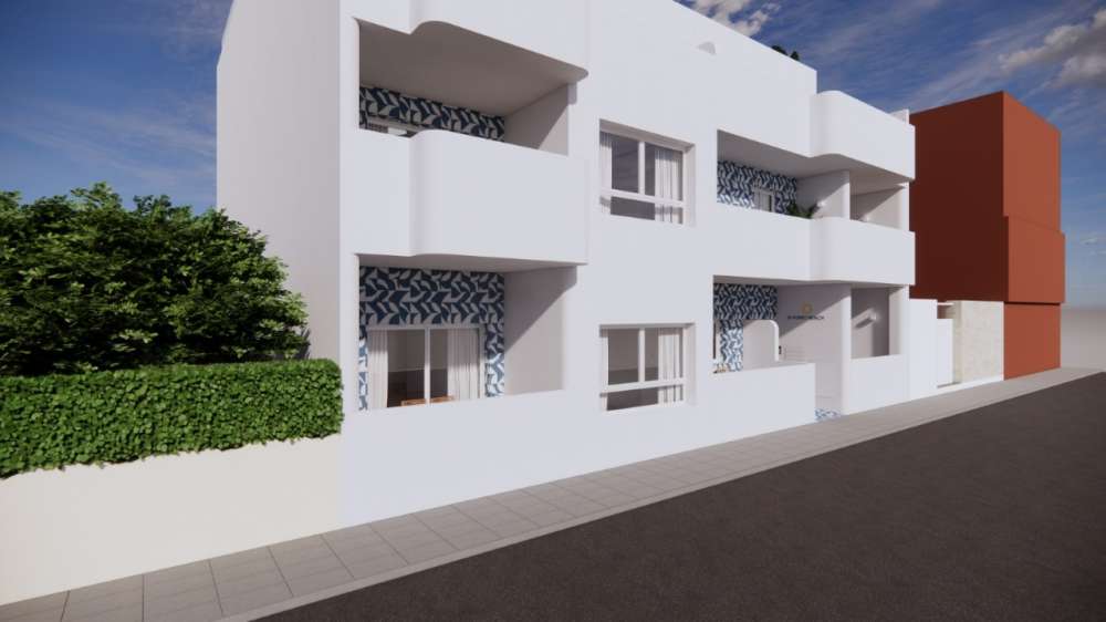 Exterior 1