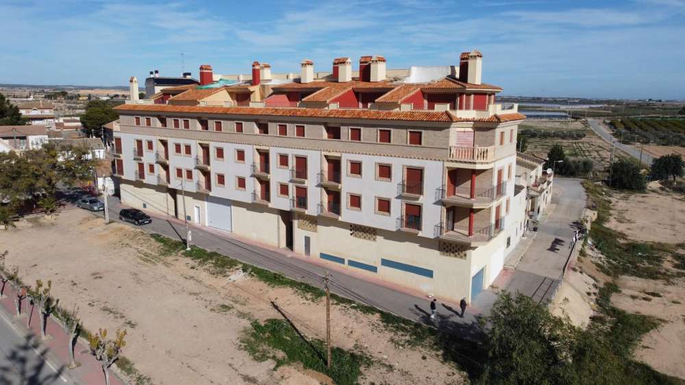 Exterior 1