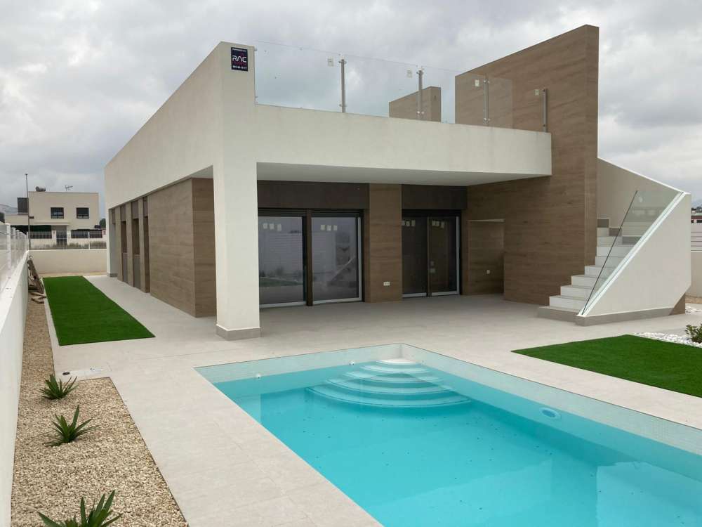 Exterior 1