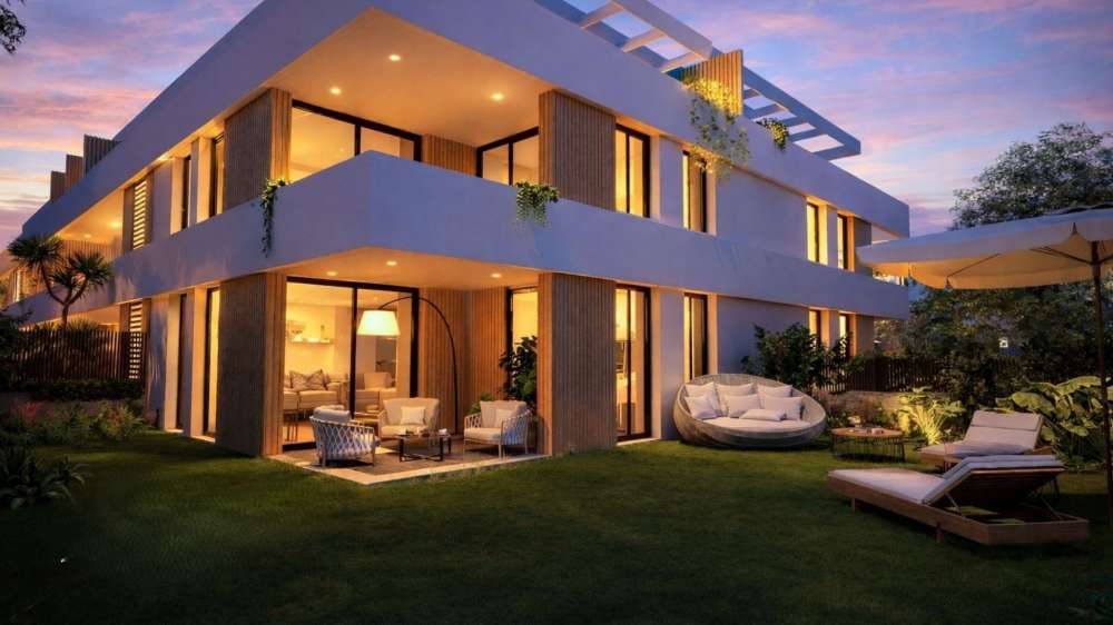 Exterior 1