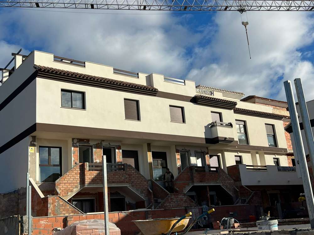 Exterior 1