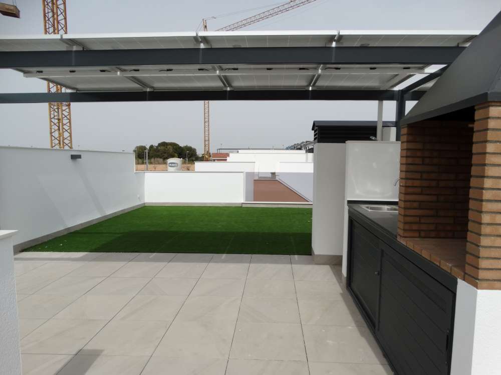 Exterior 1