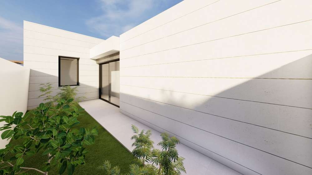 Exterior 1