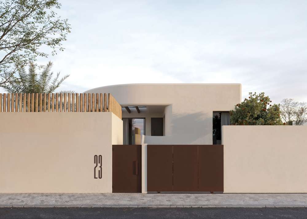 Exterior 1