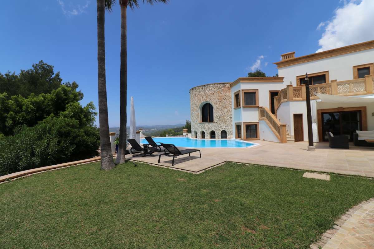 Spain Real Estate and Homes for Sale | Christie's International Real Estate