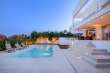 Pool & views