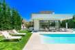 Pool & views
