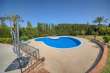 Pool & views