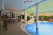 Pool & views