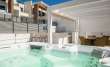 Pool & views