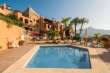 Pool & views