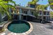 Pool & views