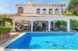 Pool & views