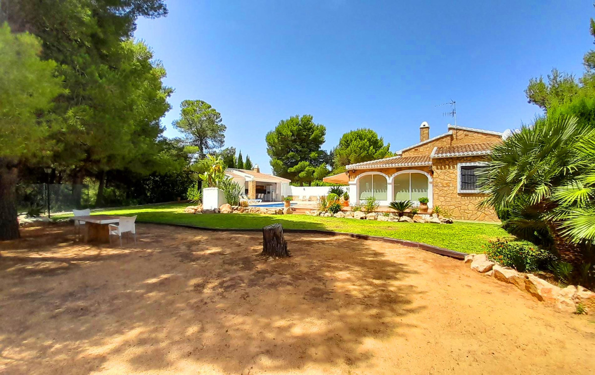 DETACHED HOUSE IN JÁVEA
