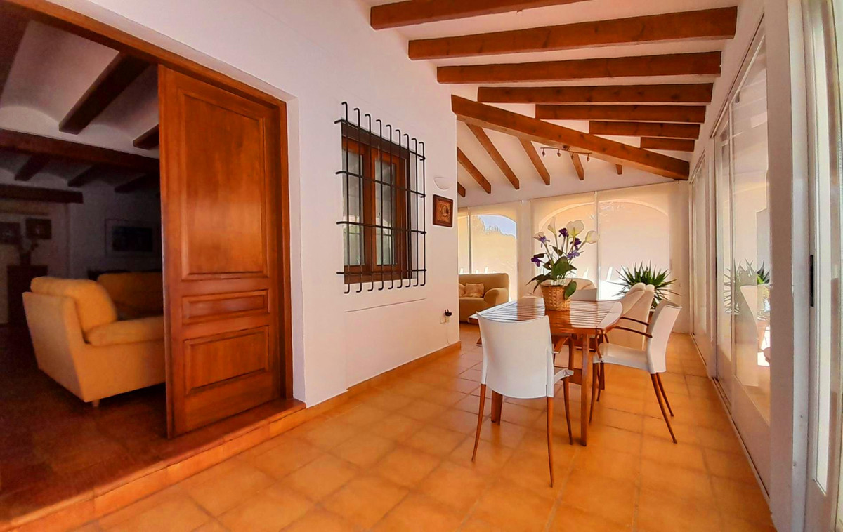 DETACHED HOUSE IN JÁVEA