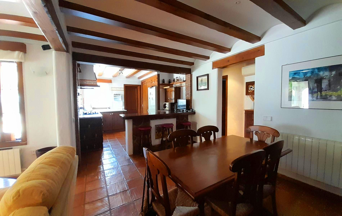 DETACHED HOUSE IN JÁVEA