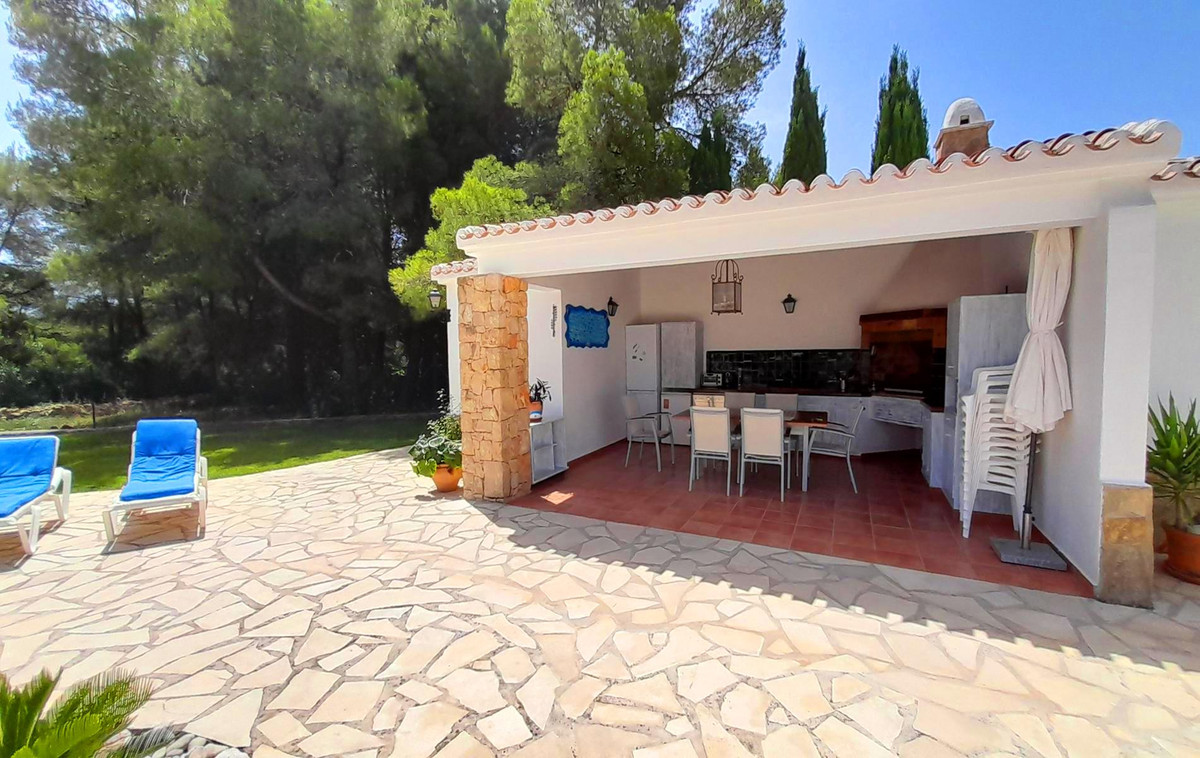 DETACHED HOUSE IN JÁVEA