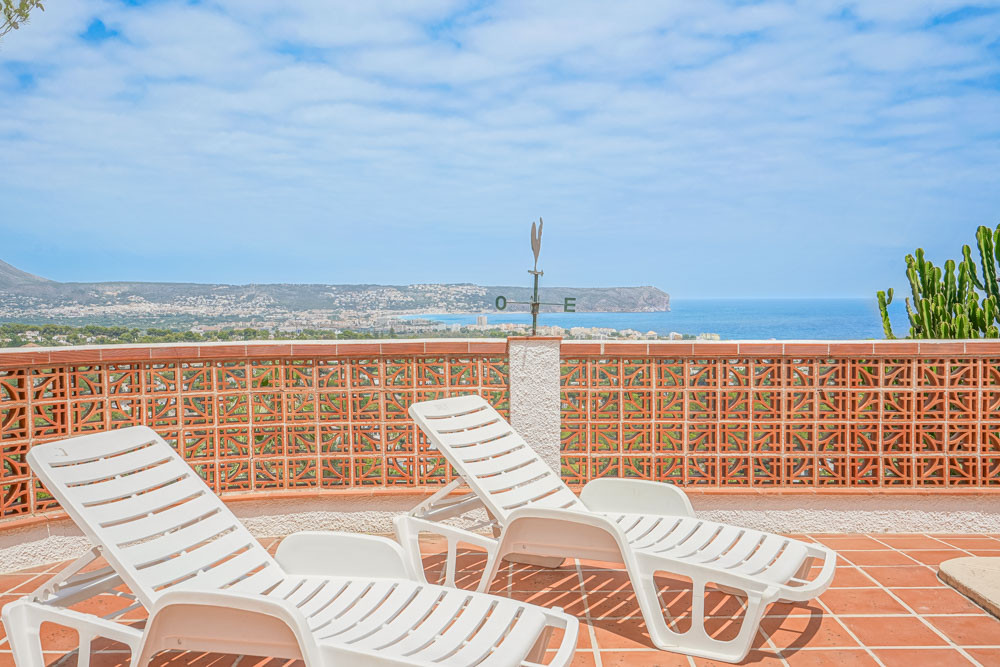 DETACHED HOUSE IN JÁVEA