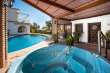 Pool & views