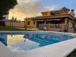 Pool & views