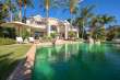 Pool & views