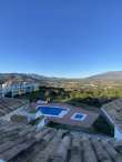 Pool & views