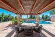Pool & views
