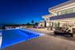 Pool & views