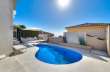 Pool & views